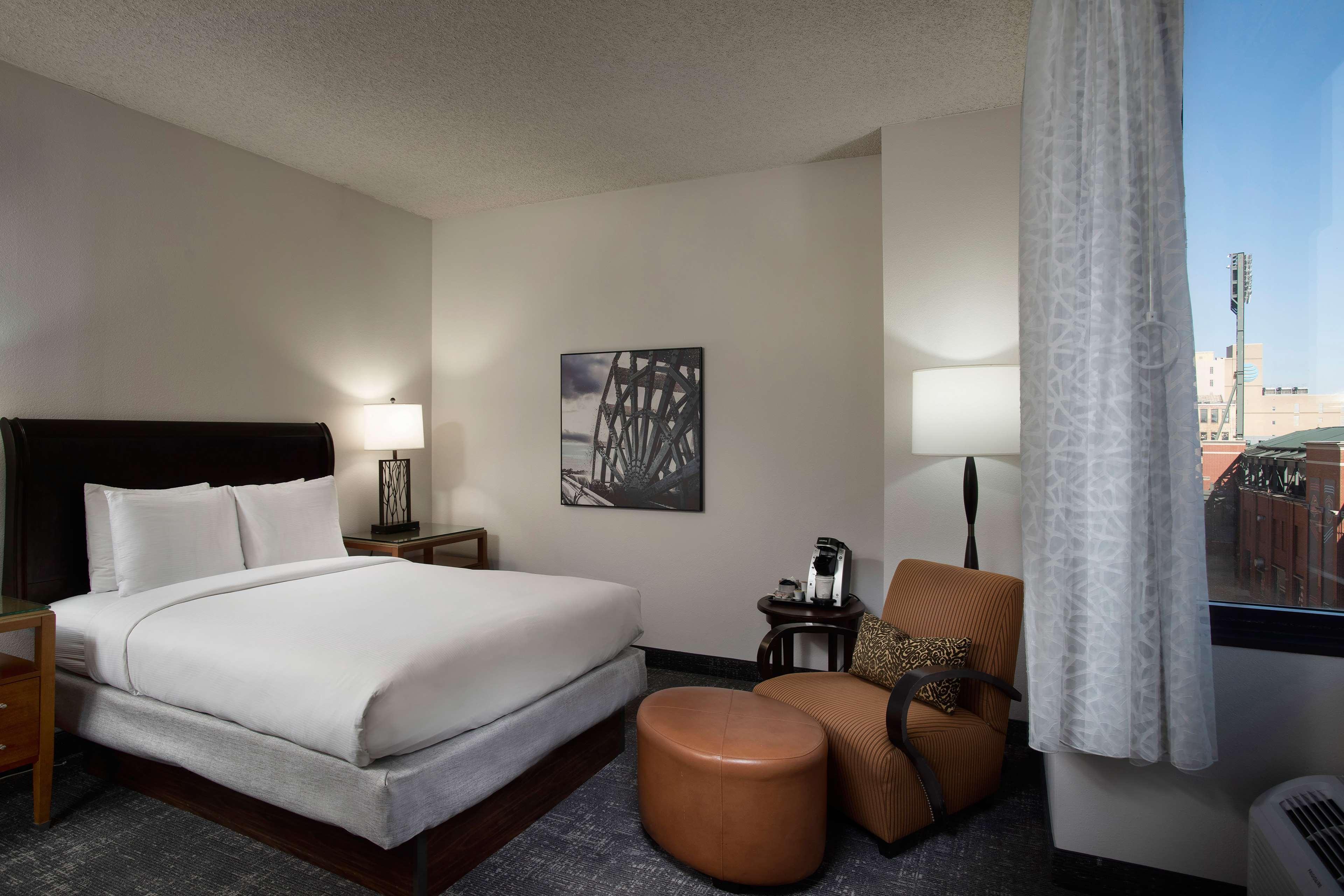 Holiday Inn - Memphis Downtown - Beale St. By Ihg Eksteriør billede